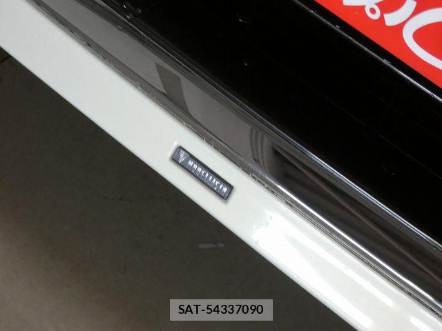 Toyota ALPHARD HYBRID 2017-07 7057344-2