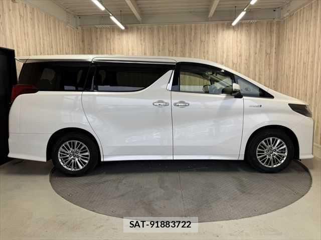 Toyota ALPHARD HYBRID 2018-06 7057345-19