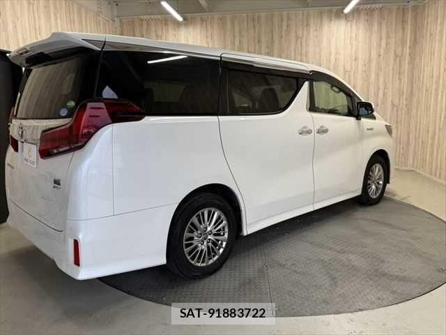 Toyota ALPHARD HYBRID 2018-06 7057345-20