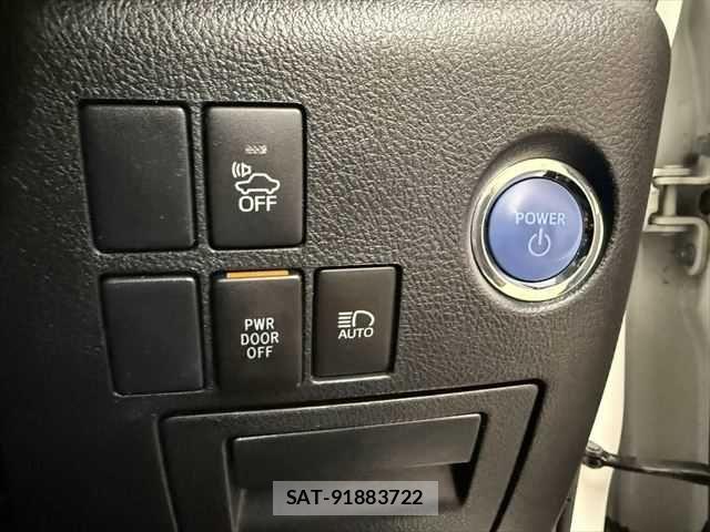 Toyota ALPHARD HYBRID 2018-06 7057345-8