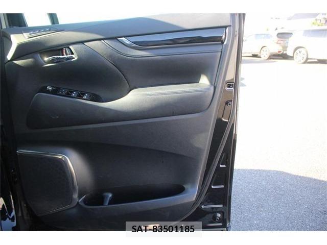 Toyota ALPHARD HYBRID 2015-09 7214412-19