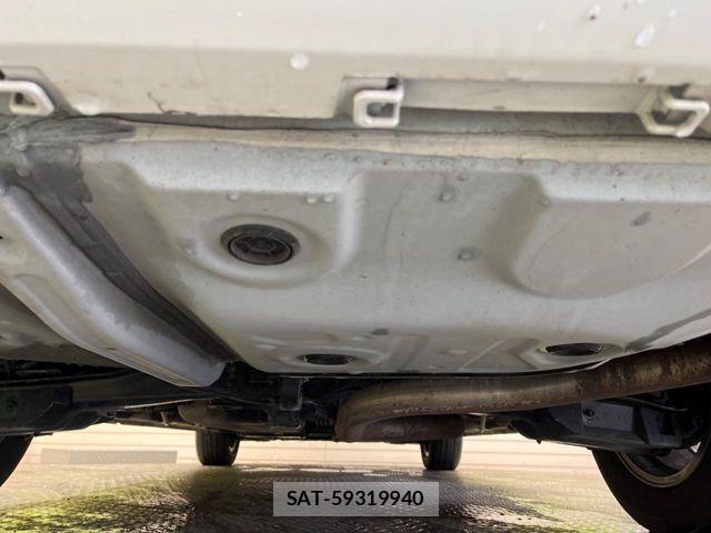 Toyota ALPHARD HYBRID 2019-06 7214420-19