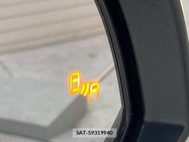 Toyota ALPHARD HYBRID 2019-06 7214420-7