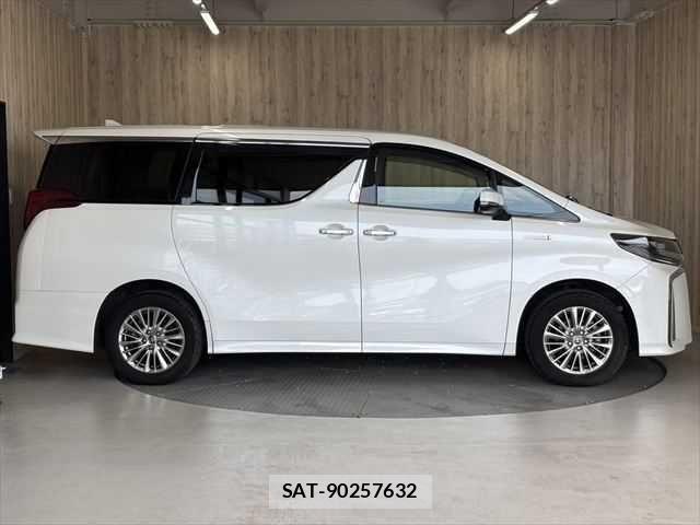Toyota ALPHARD HYBRID 2019-11 7214426-17