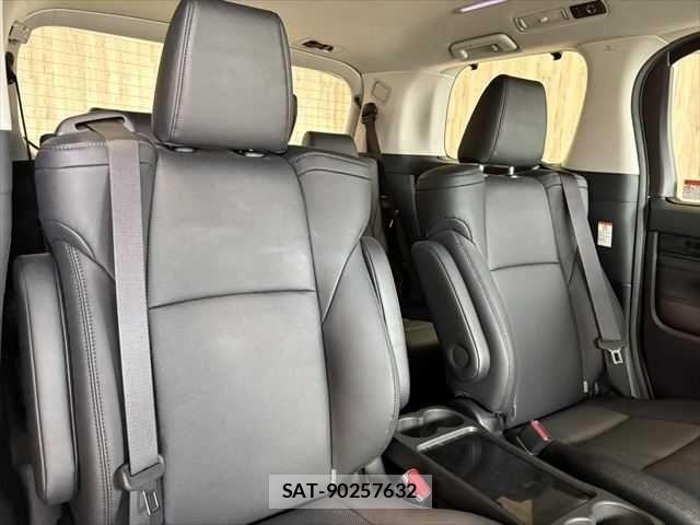 Toyota ALPHARD HYBRID 2019-11 7214426-8