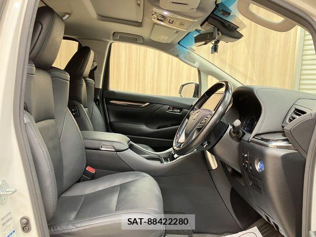 Toyota ALPHARD HYBRID 2021-08 7214435-22