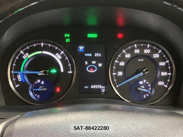 Toyota ALPHARD HYBRID 2021-08 7214435-28