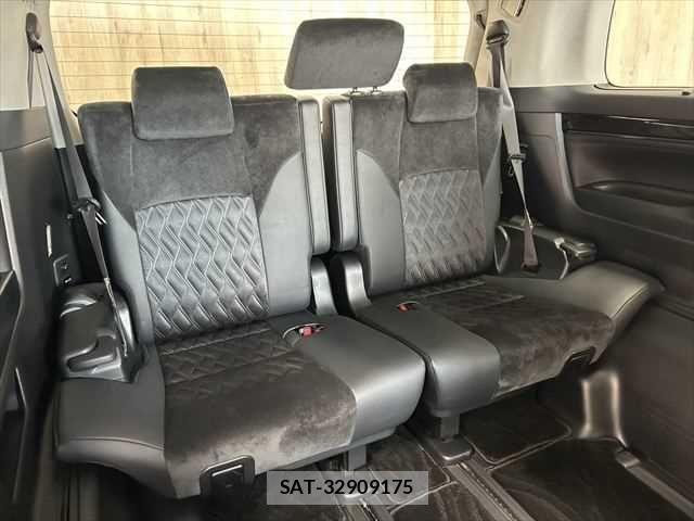 Toyota ALPHARD HYBRID 2017-06 7214416-14