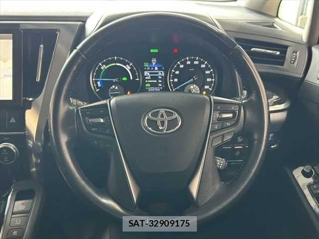 Toyota ALPHARD HYBRID 2017-06 7214416-16