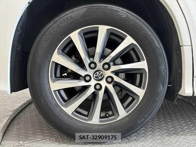 Toyota ALPHARD HYBRID 2017-06 7214416-19