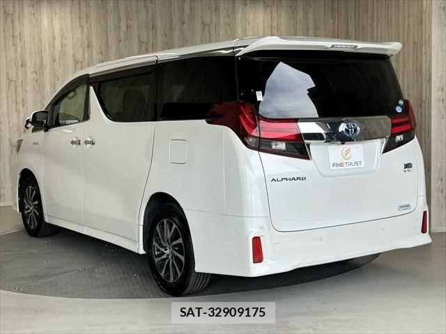 Toyota ALPHARD HYBRID 2017-06 7214416-25