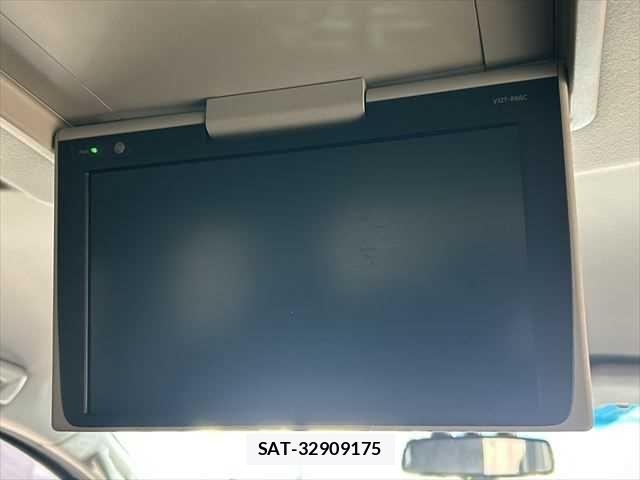 Toyota ALPHARD HYBRID 2017-06 7214416-6