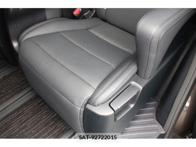 Toyota ALPHARD HYBRID 2022-03 7214442-18