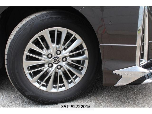 Toyota ALPHARD HYBRID 2022-03 7214442-4