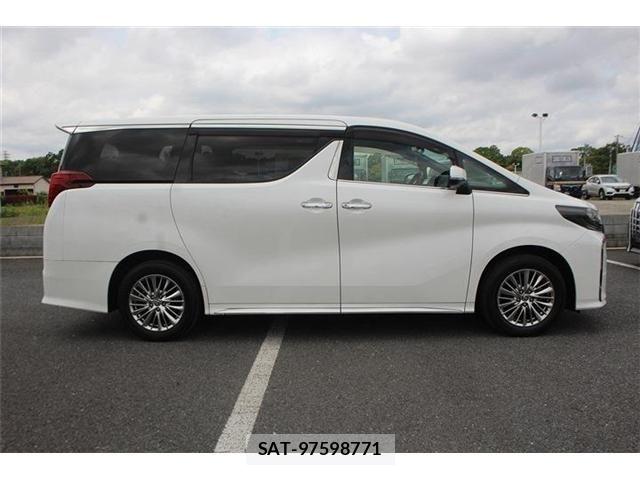 Toyota ALPHARD HYBRID 2021-11 7214439-14