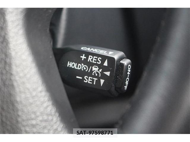 Toyota ALPHARD HYBRID 2021-11 7214439-5