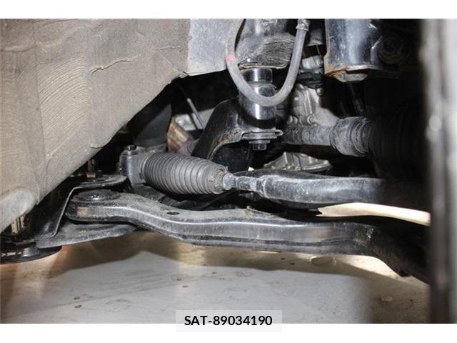 Toyota ALPHARD HYBRID 2016-06 7214413-19