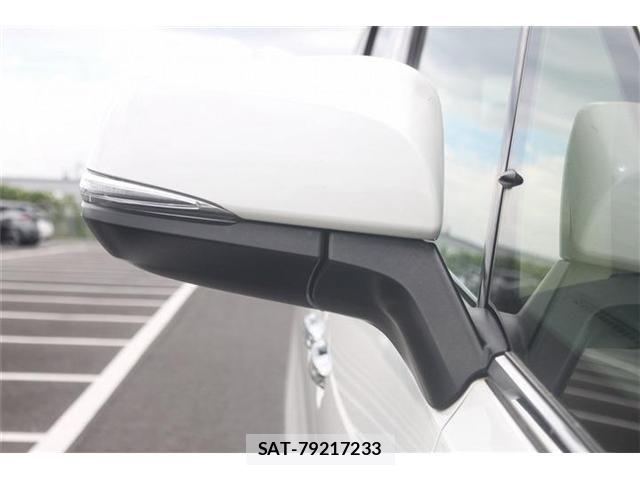 Toyota ALPHARD HYBRID 2022-05 7214443-19