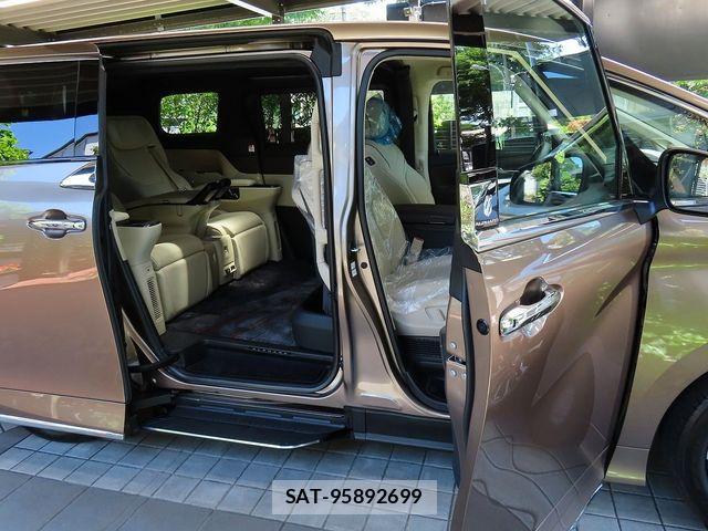 Toyota ALPHARD HYBRID 2025-08 7213535-6