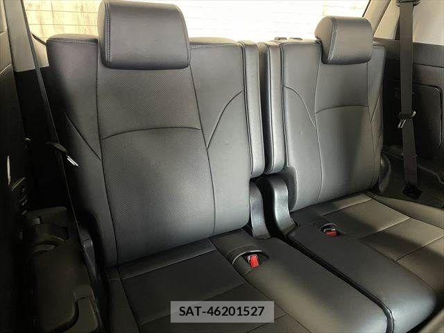 Toyota ALPHARD HYBRID 2018-03 7214417-9