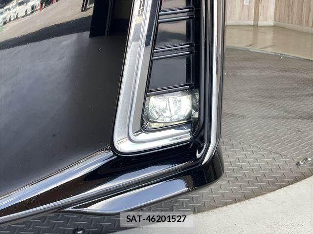 Toyota ALPHARD HYBRID 2018-03 7214417-14