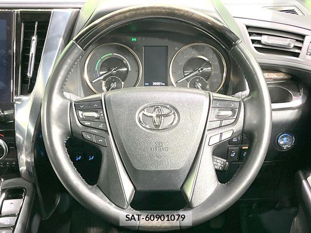 Toyota ALPHARD HYBRID 2020-04 7214428-14