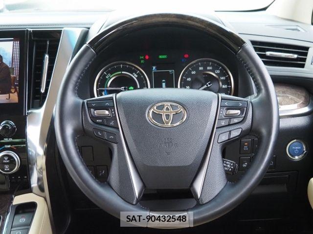 Toyota ALPHARD HYBRID 2023-05 7214447-19
