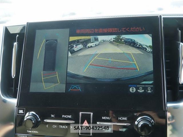 Toyota ALPHARD HYBRID 2023-05 7214447-22