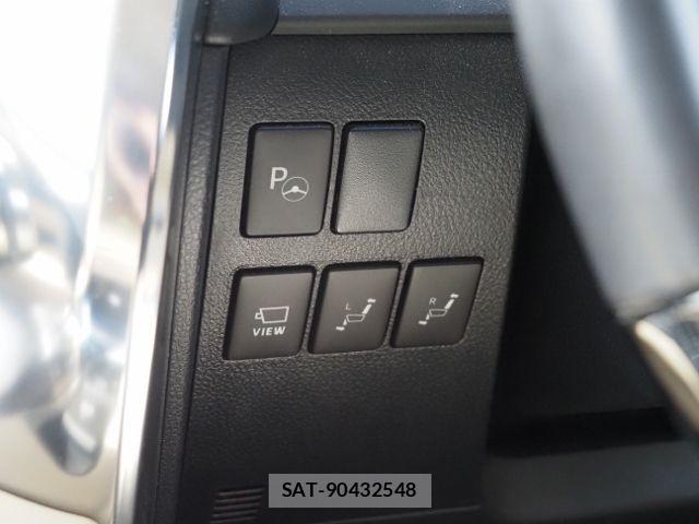 Toyota ALPHARD HYBRID 2023-05 7214447-28