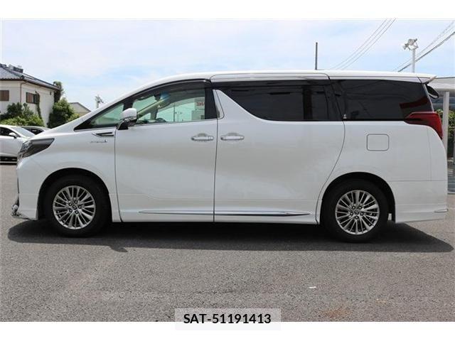 Toyota ALPHARD HYBRID 2019-03 7214419-10