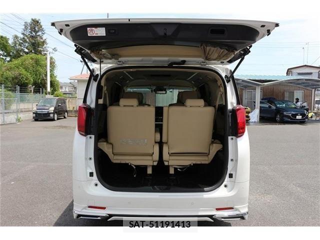 Toyota ALPHARD HYBRID 2019-03 7214419-19
