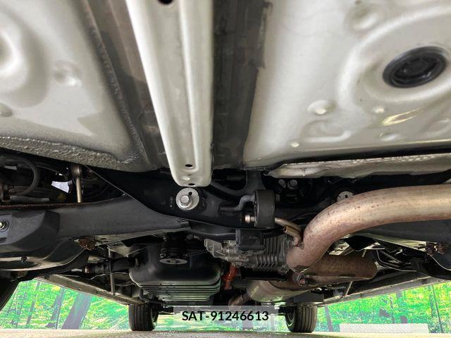 Toyota ALPHARD HYBRID 2018-06 7214418-19
