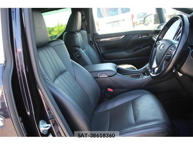 Toyota ALPHARD HYBRID 2020-05 7214433-14