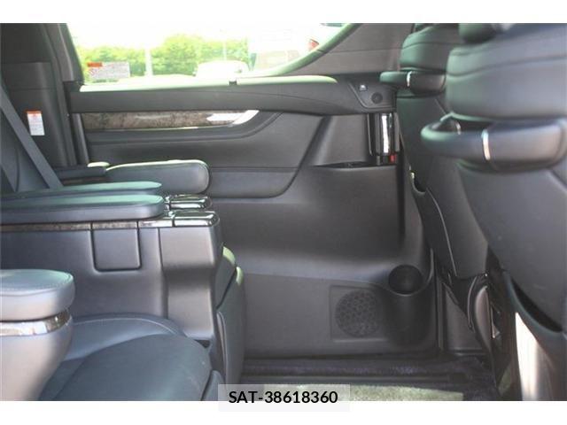 Toyota ALPHARD HYBRID 2020-05 7214433-15