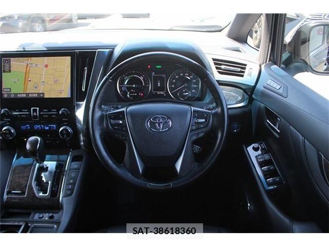 Toyota ALPHARD HYBRID 2020-05 7214433-16