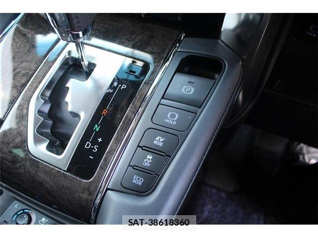 Toyota ALPHARD HYBRID 2020-05 7214433-20