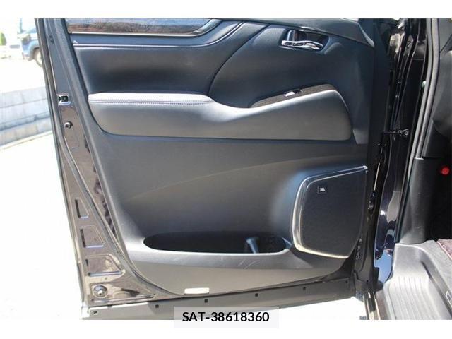 Toyota ALPHARD HYBRID 2020-05 7214433-25