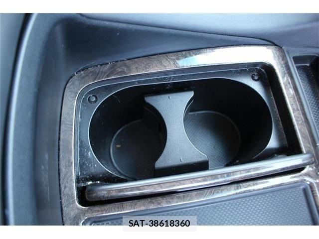 Toyota ALPHARD HYBRID 2020-05 7214433-26