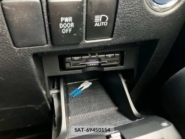 Toyota ALPHARD HYBRID 2019-11 7249505-17