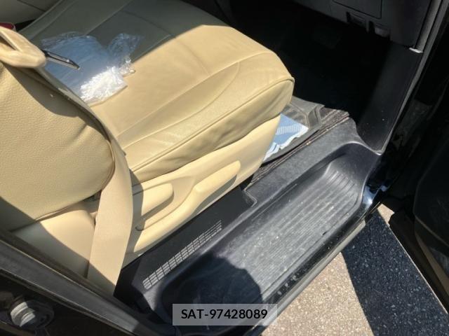 Toyota ALPHARD HYBRID 2016-05 7249757-25