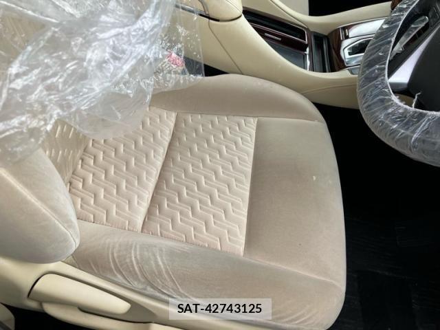 Toyota ALPHARD HYBRID 2017-06 7271460-13