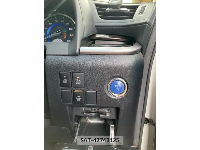 Toyota ALPHARD HYBRID 2017-06 7271460-16