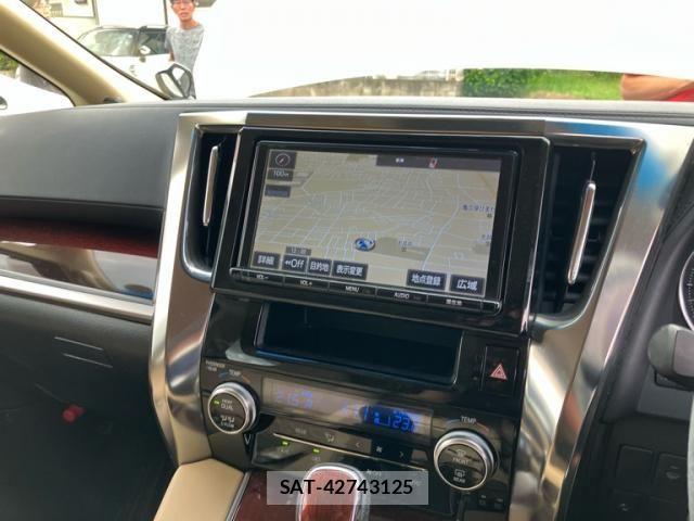 Toyota ALPHARD HYBRID 2017-06 7271460-18
