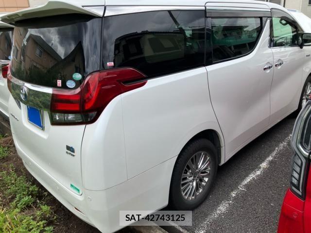 Toyota ALPHARD HYBRID 2017-06 7271460-1