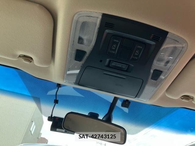Toyota ALPHARD HYBRID 2017-06 7271460-21