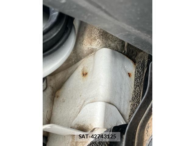 Toyota ALPHARD HYBRID 2017-06 7271460-22