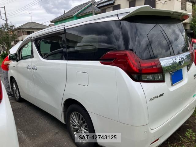 Toyota ALPHARD HYBRID 2017-06 7271460-2