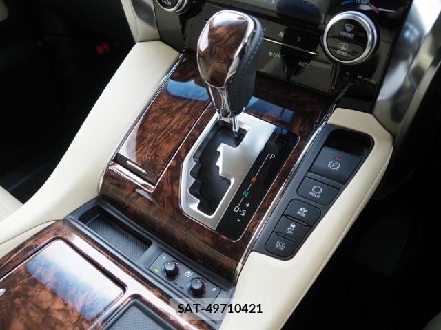 Toyota ALPHARD HYBRID 2021-06 7325490-26