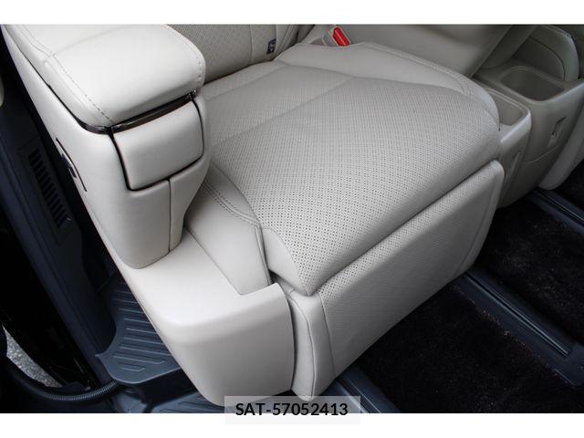 Toyota ALPHARD HYBRID 2025-05 7325474-16