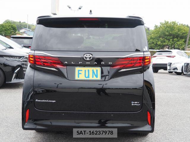 Toyota ALPHARD HYBRID 2023-11 7325475-6